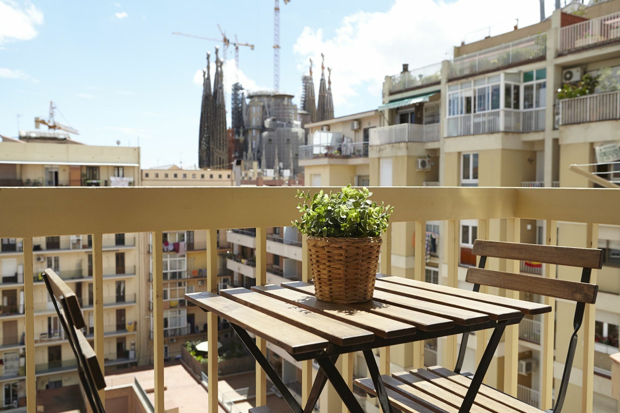 Sagrada Familia Sun Nos Preocupa Su Seguridad Apartment Barcelona Exterior photo